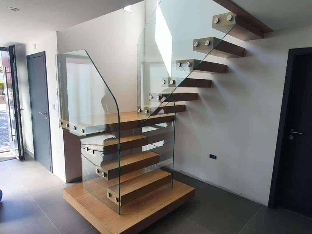 What is a Floating Staircase